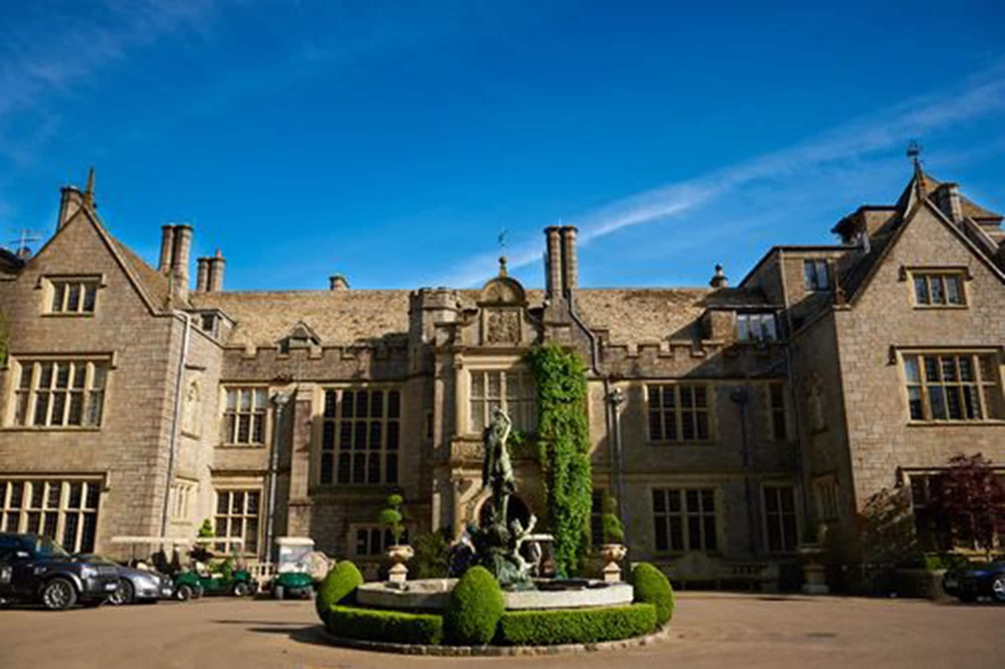 Bovey Castle Hotel Мортънхампстед Екстериор снимка